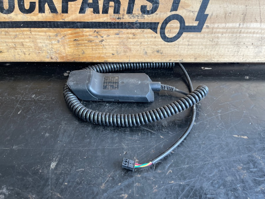 MERCEDES REMOTE MODULE A0028208297 - Кабина и интерьер для Грузовиков: фото 2 MERCEDES REMOTE MODULE A0028208297 - Кабина и интерьер для Грузовиков: фото 2