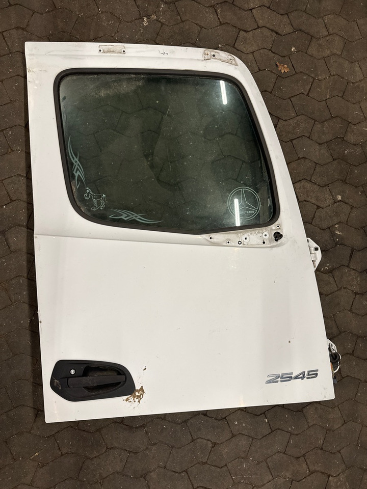 MERCEDES RIGHT DOOR A9607202403 - Кабина и интерьер для Грузовиков: фото 1 MERCEDES RIGHT DOOR A9607202403 - Кабина и интерьер для Грузовиков: фото 1