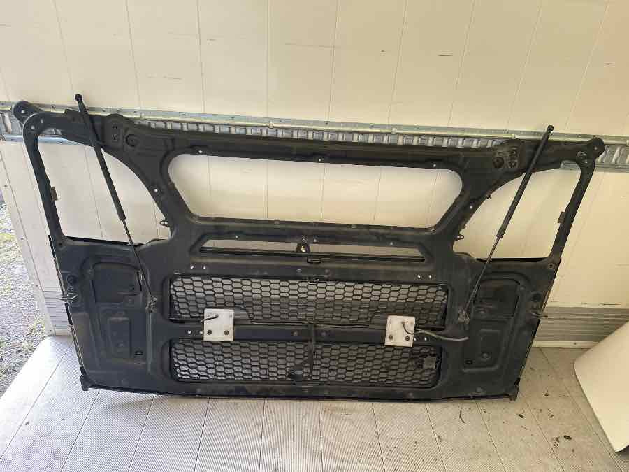 SCANIA FRONT GRILL FRAME 2894750 - Кузов и экстерьер для Грузовиков: фото 2 SCANIA FRONT GRILL FRAME 2894750 - Кузов и экстерьер для Грузовиков: фото 2
