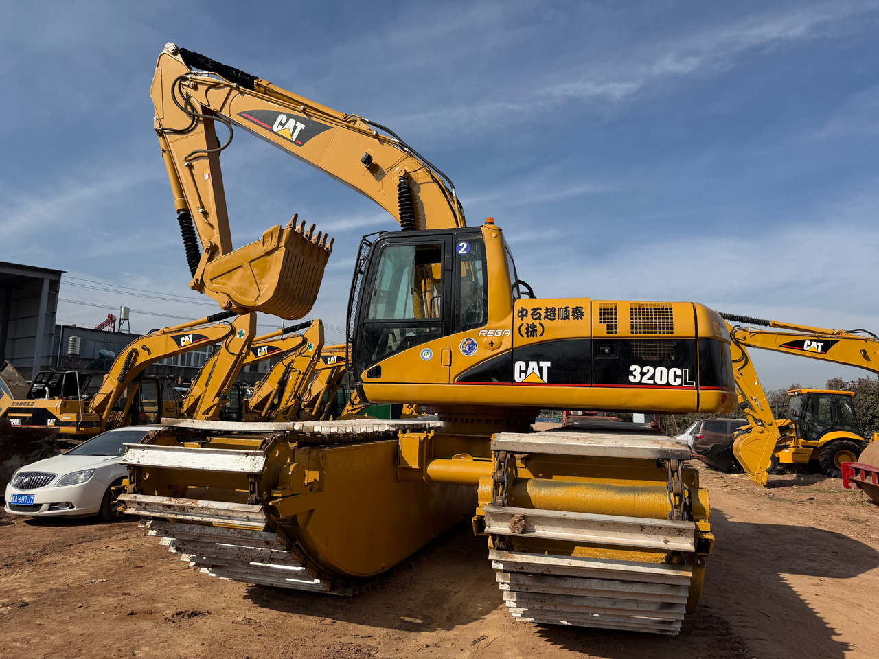 CAT 320CL - Водный экскаватор: фото 2 CAT 320CL - Водный экскаватор: фото 2