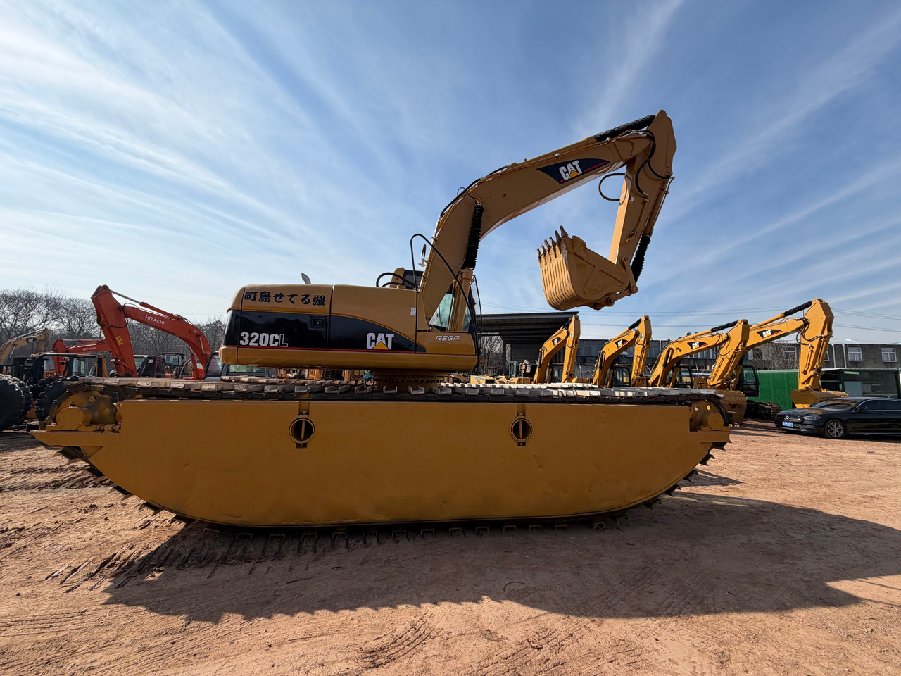 CATERPILLAR 320CL - Водный экскаватор: фото 1 CATERPILLAR 320CL - Водный экскаватор: фото 1