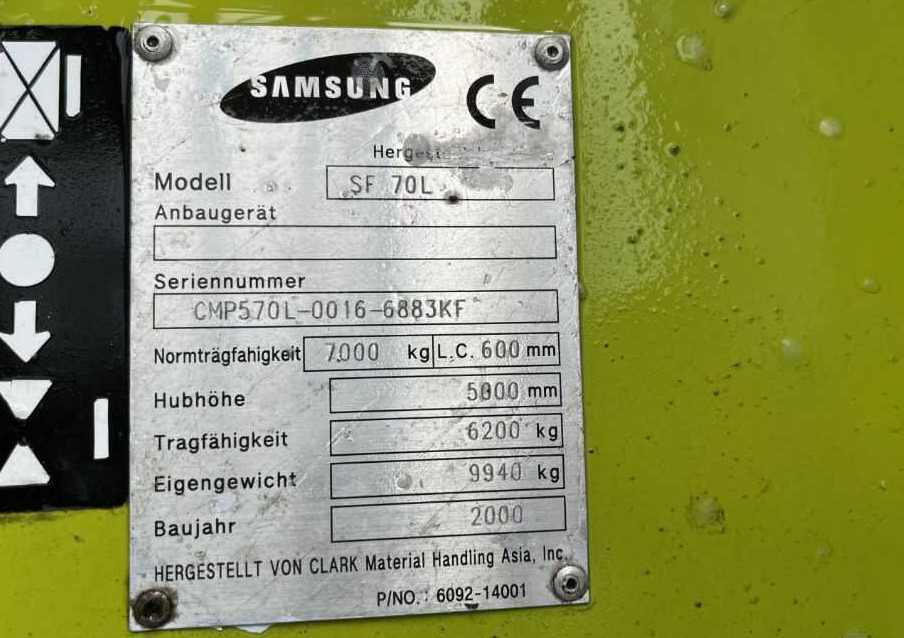 Clark SF70L - Газовый погрузчик: фото 4 Clark SF70L - Газовый погрузчик: фото 4