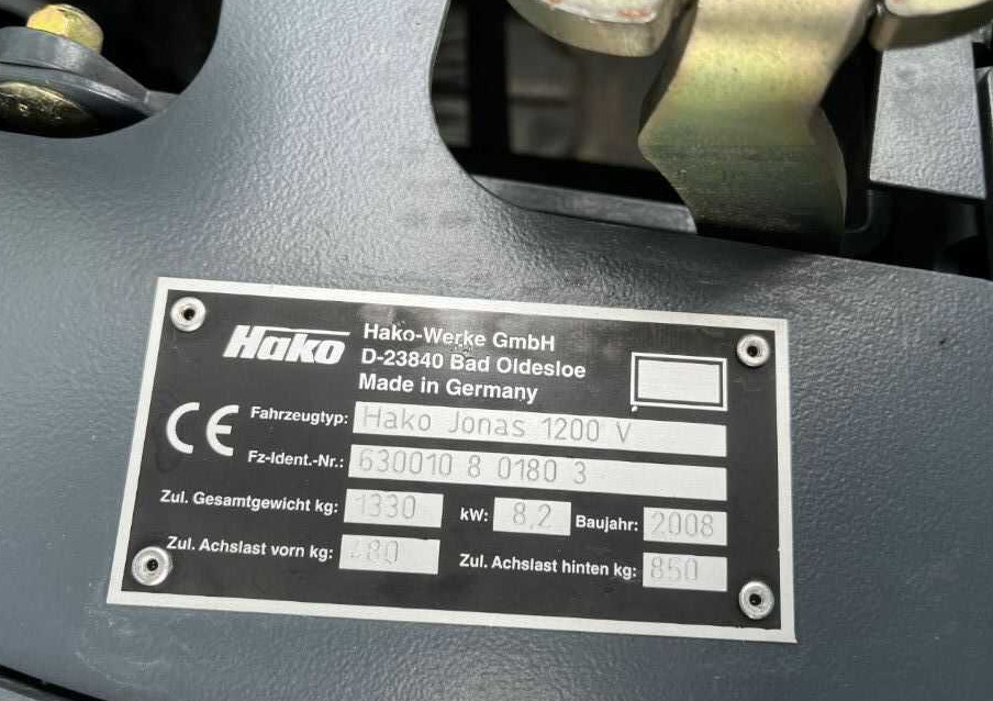 Hako Jonas 1200V - Промышленная подметальная машина: фото 4 Hako Jonas 1200V - Промышленная подметальная машина: фото 4
