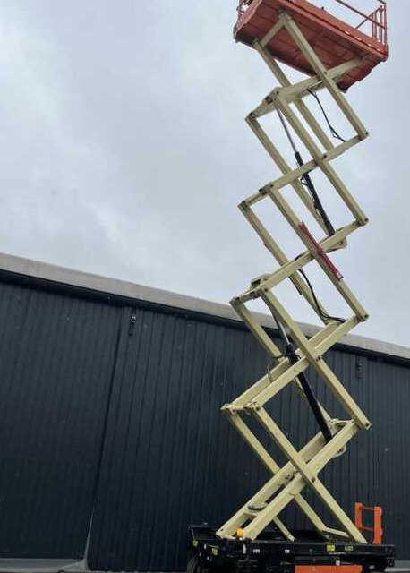 Ножничный подъемник JLG 4045R: фото 8 Ножничный подъемник JLG 4045R: фото 8