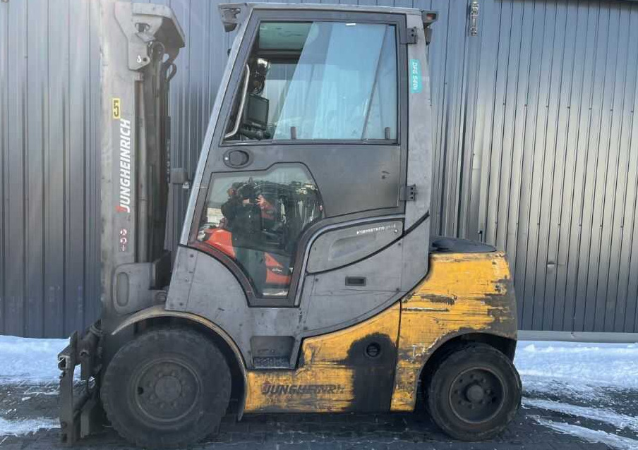 Jungheinrich DFG540s - Дизельный погрузчик: фото 1 Jungheinrich DFG540s - Дизельный погрузчик: фото 1