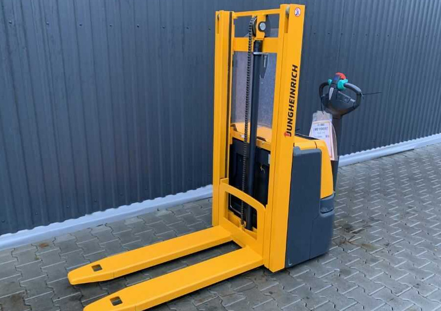 Jungheinrich EJC110 - Штабелер: фото 1 Jungheinrich EJC110 - Штабелер: фото 1