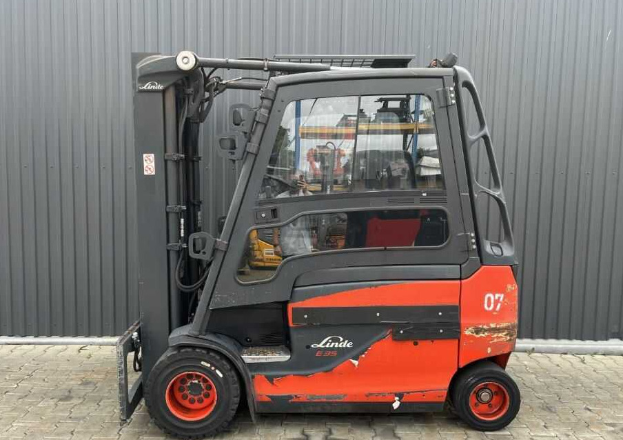 Linde E35HL-01 - Электропогрузчик: фото 2 Linde E35HL-01 - Электропогрузчик: фото 2
