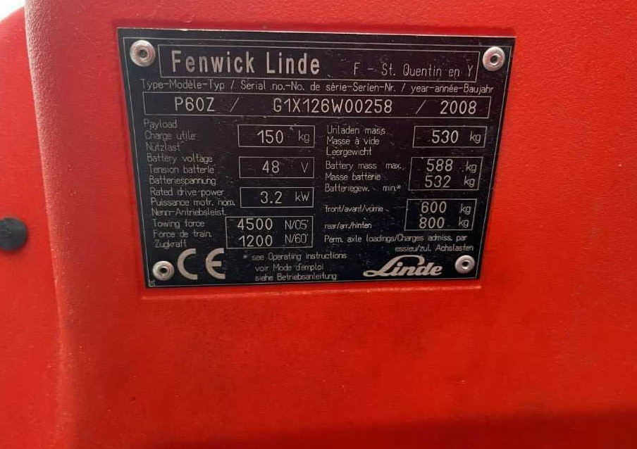 Linde P60Z - Складской тягач: фото 1 Linde P60Z - Складской тягач: фото 1