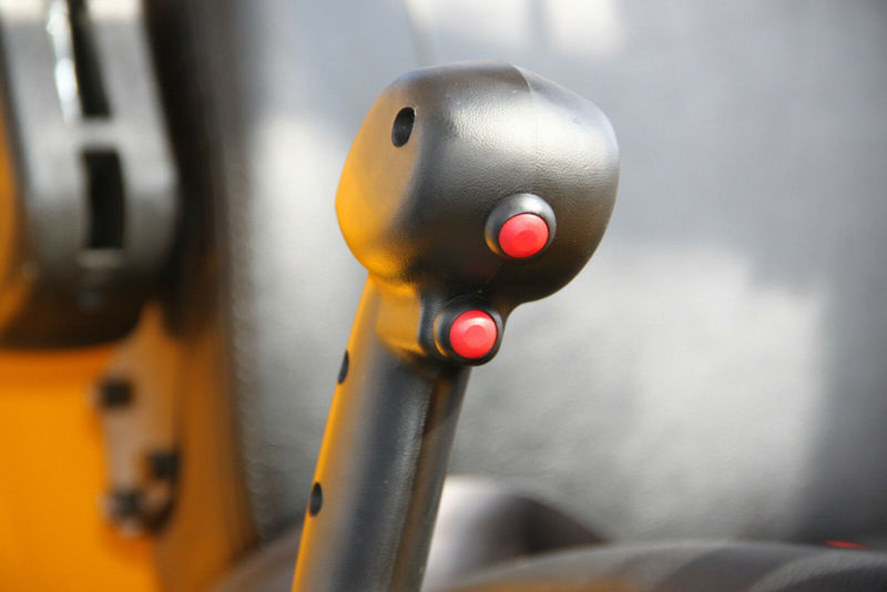 Новый Телескопический фронтальный погрузчик Eurotrac T 13 Teleskop Radlader Hoflader: фото 13