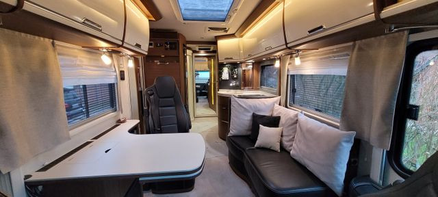 Niesmann + Bischoff Flair 880 BE - Интегрированный автодом: фото 3 Niesmann + Bischoff Flair 880 BE - Интегрированный автодом: фото 3