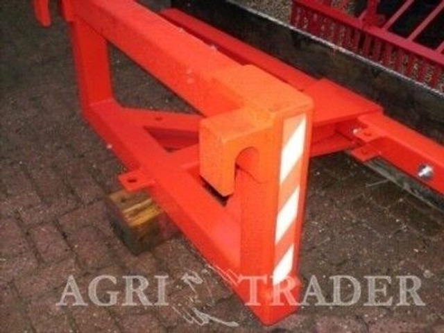 Sneeuwschuif voor verreikers - Отвал для снега: фото 2 Sneeuwschuif voor verreikers - Отвал для снега: фото 2