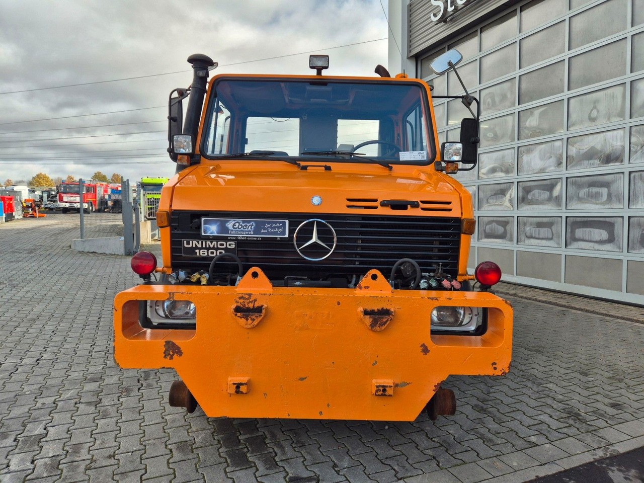 Mercedes-Benz Unimog U1600 4x4 Zweiweg ZW 100 S Railway 11584h - Грузовик: фото 3 Mercedes-Benz Unimog U1600 4x4 Zweiweg ZW 100 S Railway 11584h - Грузовик: фото 3