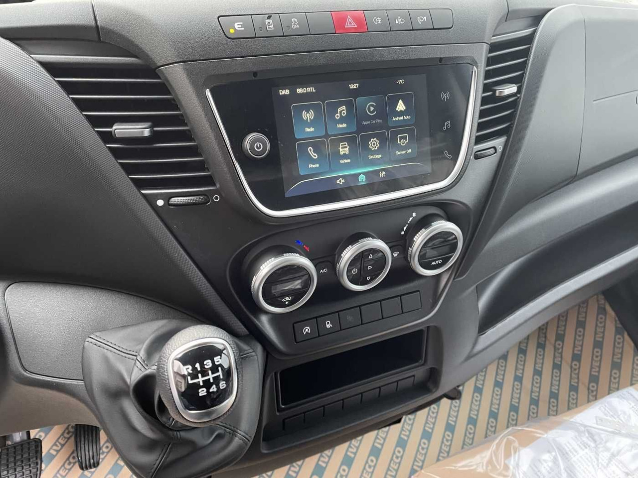 Цельнометаллический фургон Iveco Daily 35S16V *Klima*R4.100mm*: фото 13 Цельнометаллический фургон Iveco Daily 35S16V *Klima*R4.100mm*: фото 13