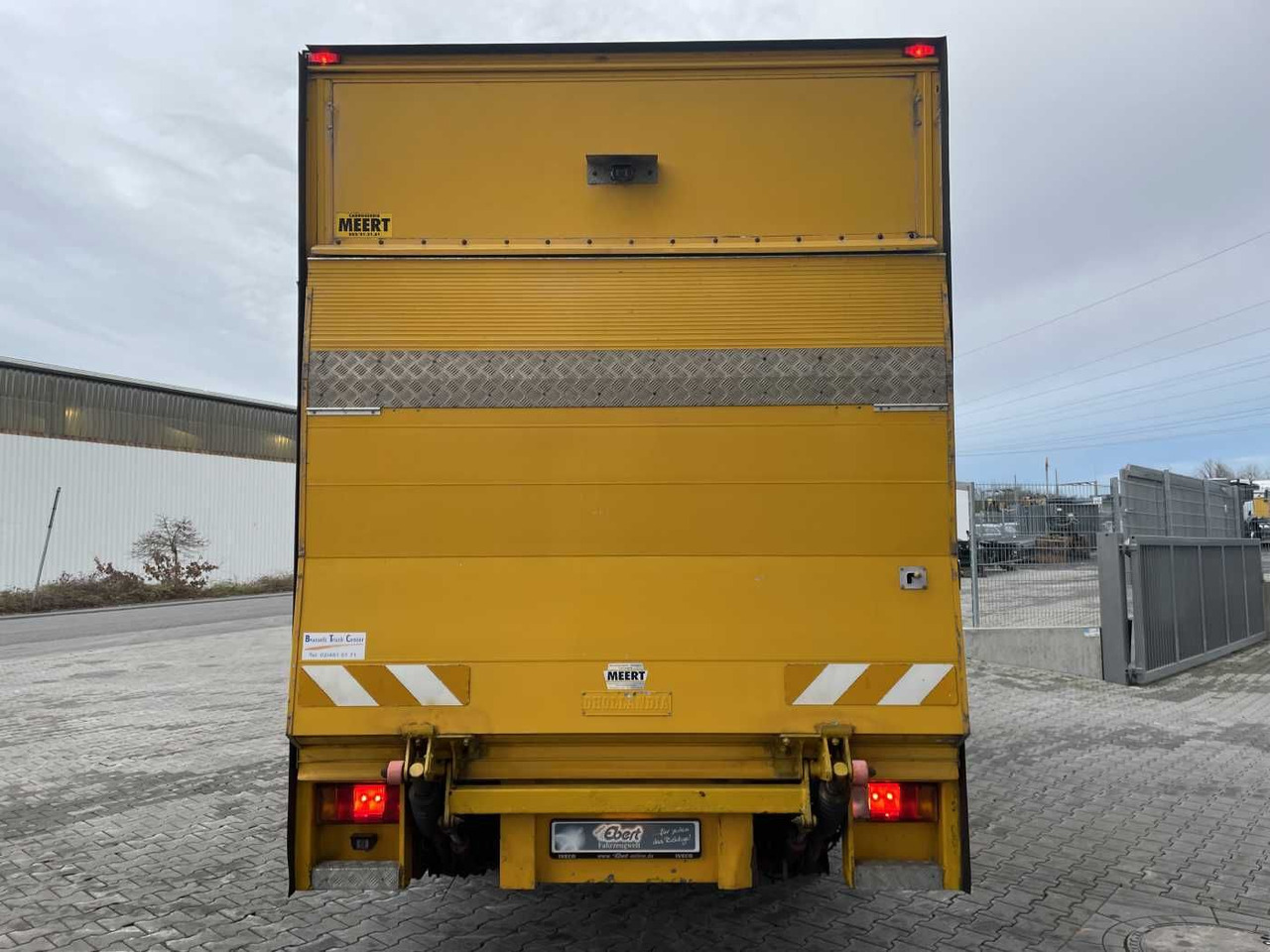 Iveco Daily 50C17 3.0L *Koffer*LBW*Klima* - Фургон с закрытым кузовом: фото 4 Iveco Daily 50C17 3.0L *Koffer*LBW*Klima* - Фургон с закрытым кузовом: фото 4