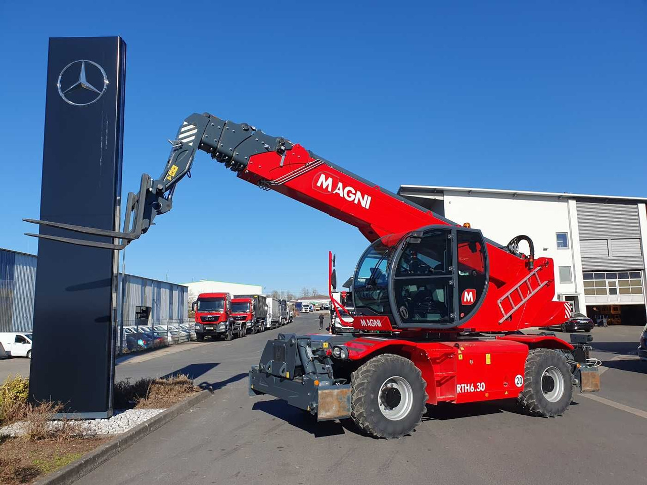 Magni RTH 6.30 Roto + Funk + Klima / nur 119h! - Телескопический погрузчик: фото 1 Magni RTH 6.30 Roto + Funk + Klima / nur 119h! - Телескопический погрузчик: фото 1
