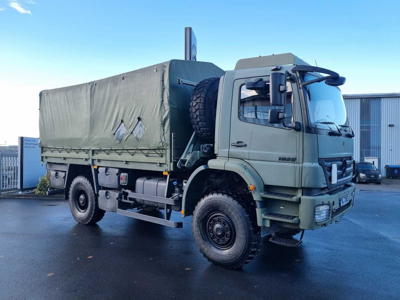 Mercedes-Benz Axor 1829 A 4x4 Pritsche/Plane 10 Stück - Тентованный грузовик: фото 5 Mercedes-Benz Axor 1829 A 4x4 Pritsche/Plane 10 Stück - Тентованный грузовик: фото 5