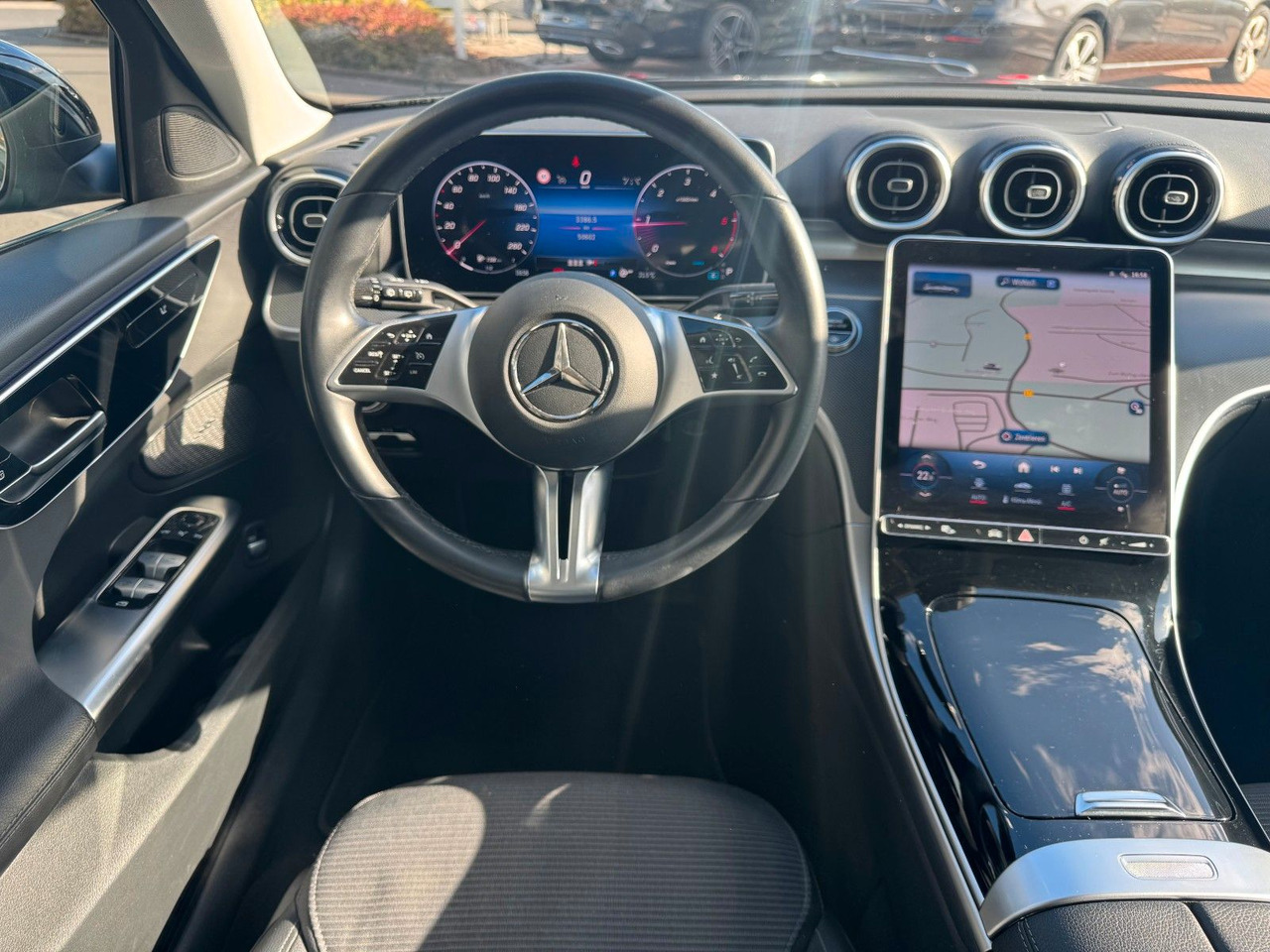 Универсал Mercedes-Benz C 300d T Avantgarde+RKamera+TotW+Ambiente: фото 15 Универсал Mercedes-Benz C 300d T Avantgarde+RKamera+TotW+Ambiente: фото 15