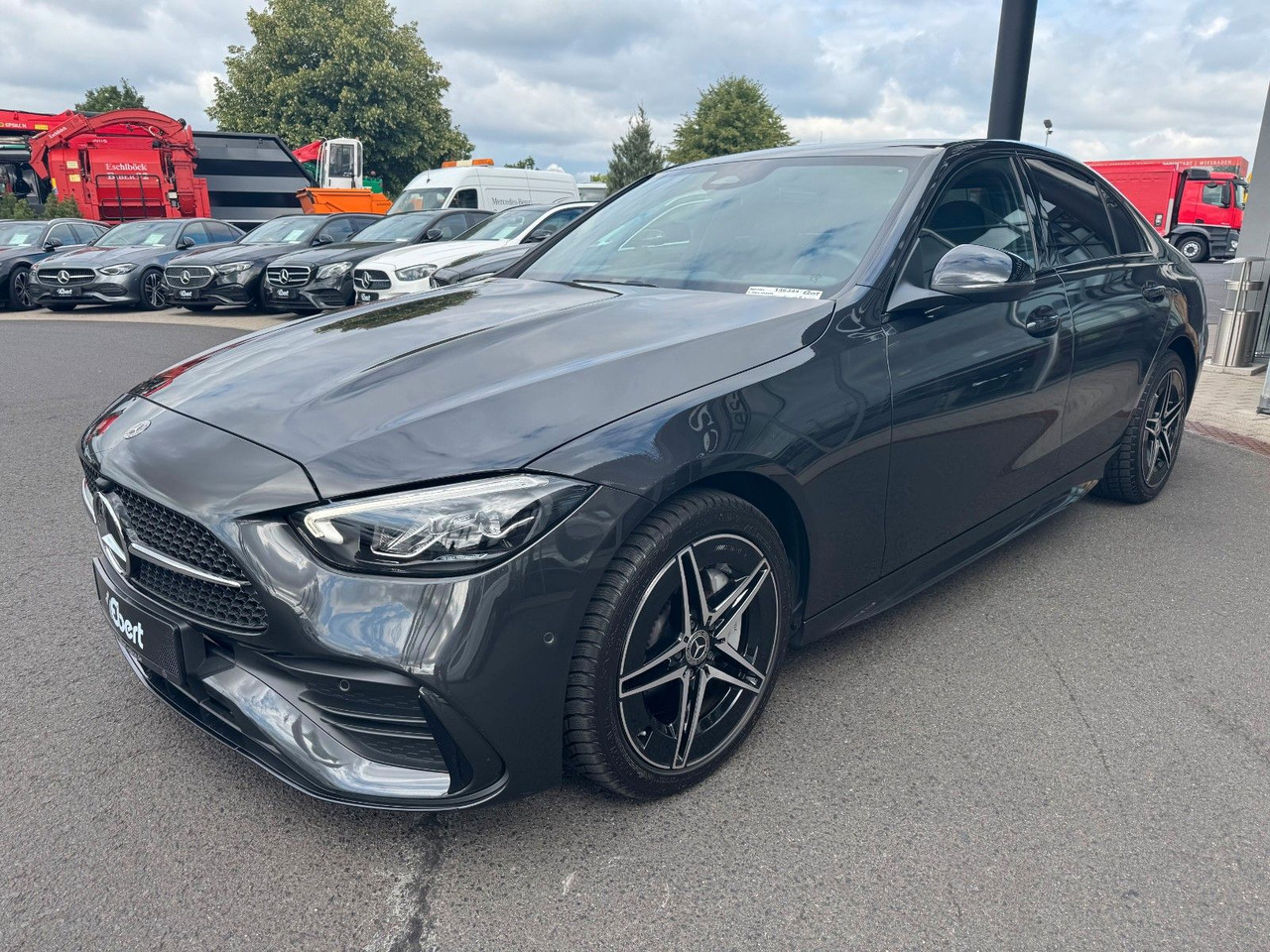 Mercedes-Benz C 400e 4M AMG+HUD+RFK+TotW+Ambiente+Night - Седан: фото 3 Mercedes-Benz C 400e 4M AMG+HUD+RFK+TotW+Ambiente+Night - Седан: фото 3