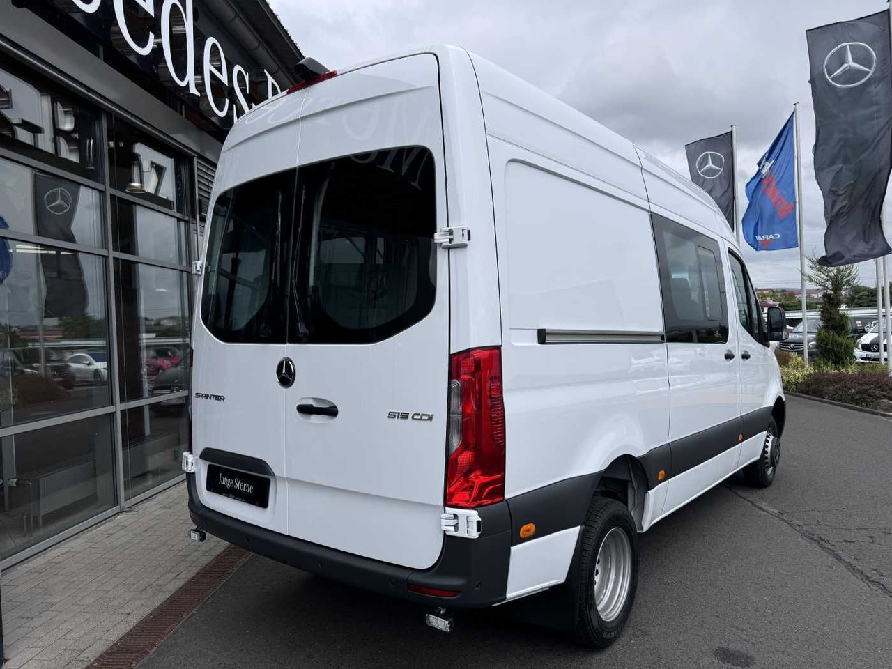 Mercedes-Benz Sprinter 515 CDI Klima Warmluft Kamera MBUX - Цельнометаллический фургон: фото 4 Mercedes-Benz Sprinter 515 CDI Klima Warmluft Kamera MBUX - Цельнометаллический фургон: фото 4
