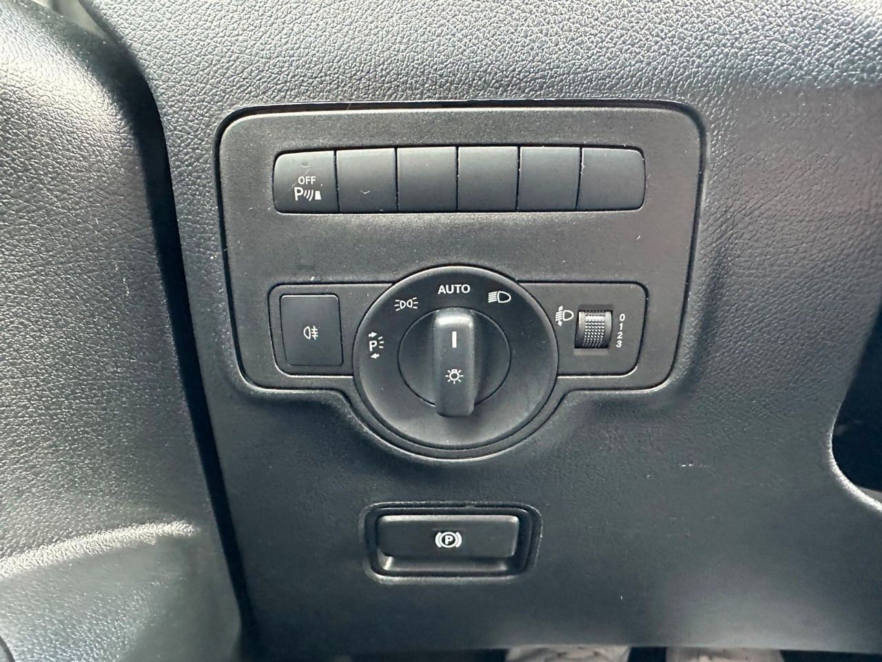 Легковой фургон Mercedes-Benz Vito 116 CDI Klima Kamera Audio40 SHZ: фото 20