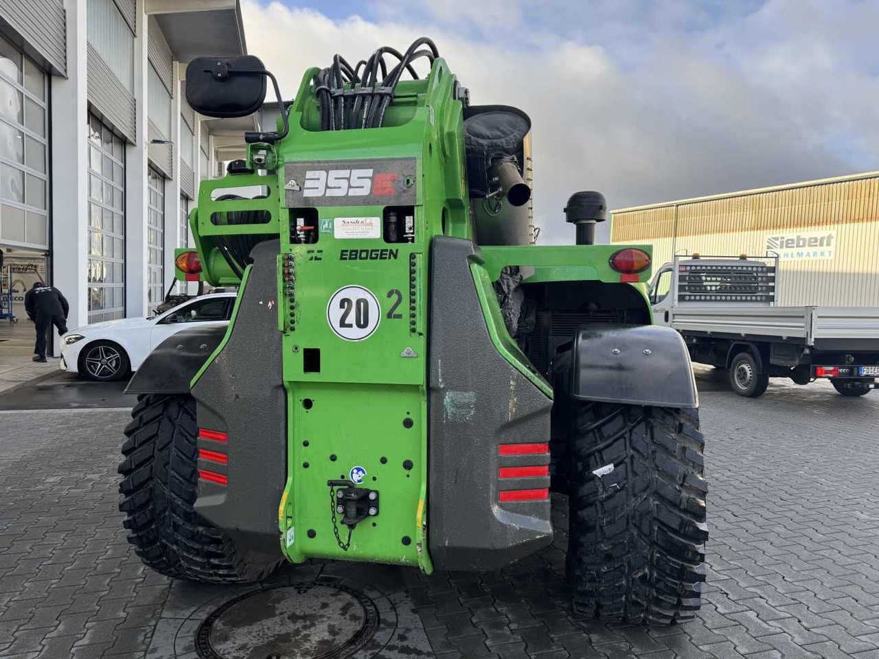 Sennebogen 355 E / Greifschaufel / nur 2.260h! - Колёсный погрузчик: фото 4 Sennebogen 355 E / Greifschaufel / nur 2.260h! - Колёсный погрузчик: фото 4