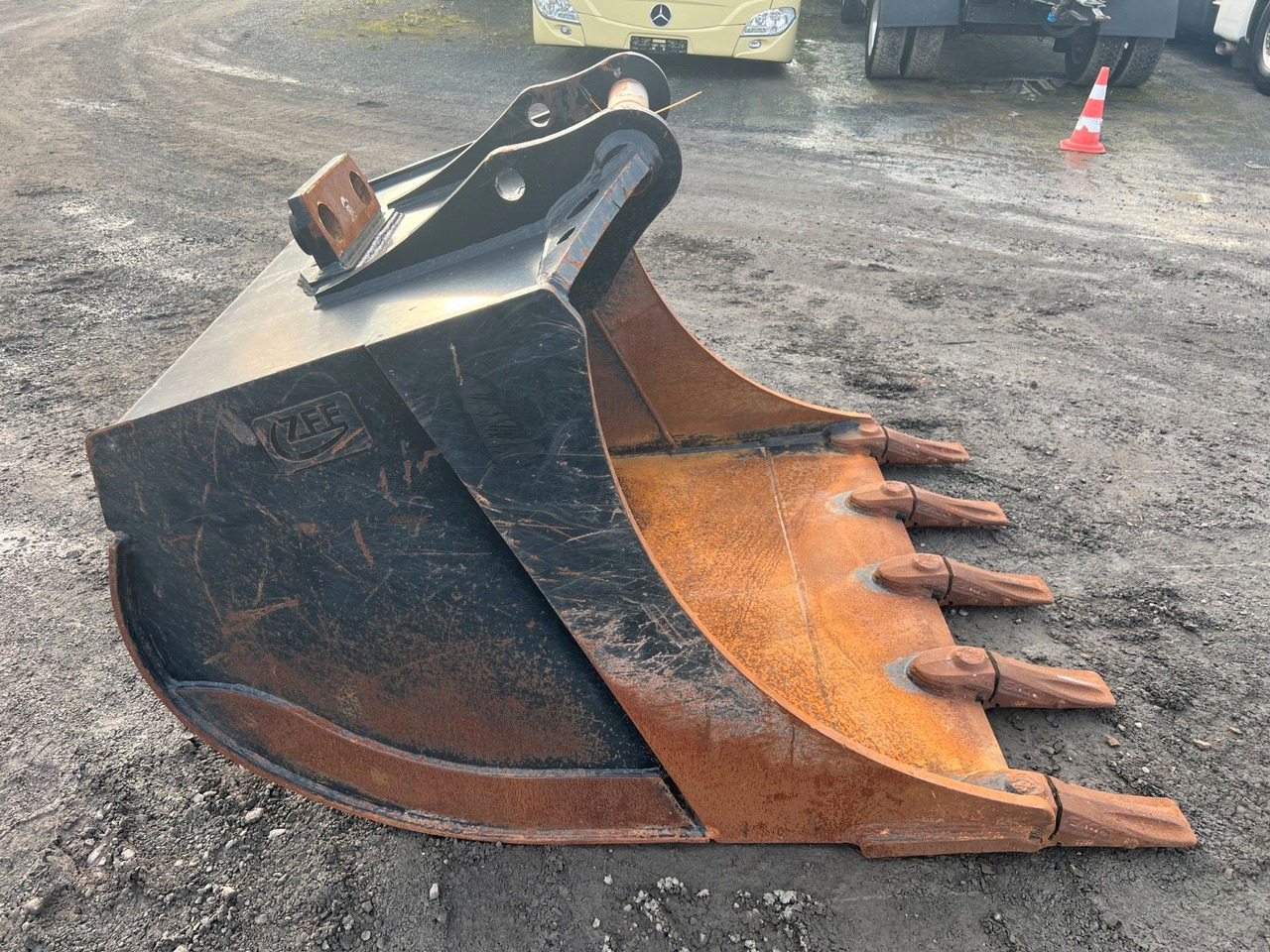 ZFE Tieflöffel / Löffel / MS21 / 1.400 mm / 2022 - Ковш для экскаватора: фото 3 ZFE Tieflöffel / Löffel / MS21 / 1.400 mm / 2022 - Ковш для экскаватора: фото 3