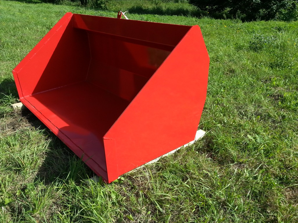 Agromet bucket with hydraulics ŁH-2500 for tractor - Ковш для погрузчика для Сельскохозяйственной техники: фото 2 Agromet bucket with hydraulics ŁH-2500 for tractor - Ковш для погрузчика для Сельскохозяйственной техники: фото 2