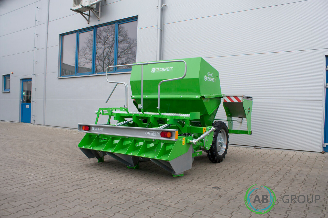 Bomet Gemini S339/1 two-row potato planter (inter-row width: 75 - 90 cm) - Картофелесажалка: фото 1 Bomet Gemini S339/1 two-row potato planter (inter-row width: 75 - 90 cm) - Картофелесажалка: фото 1