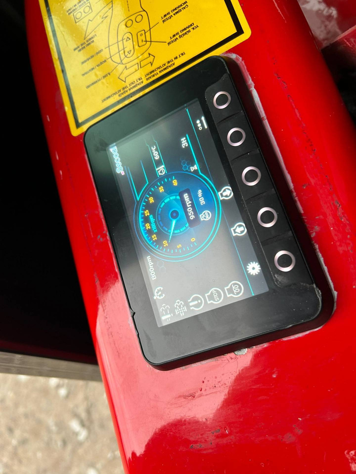 Fimaks telescopic loader FMLT 60 - Компактный фронтальный погрузчик: фото 5 Fimaks telescopic loader FMLT 60 - Компактный фронтальный погрузчик: фото 5