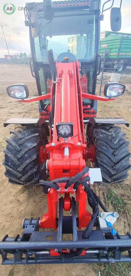 Fimaks telescopic loader FMLT 60 - Компактный фронтальный погрузчик: фото 3 Fimaks telescopic loader FMLT 60 - Компактный фронтальный погрузчик: фото 3