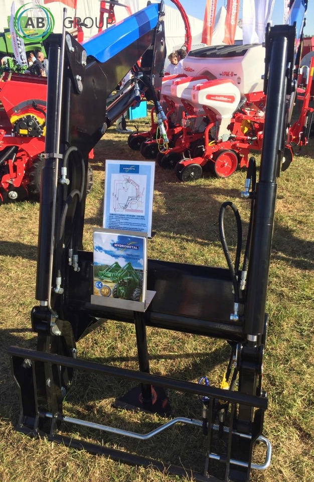 Hydrometal front loader AT-30 - Фронтальный погрузчик для трактора: фото 2 Hydrometal front loader AT-30 - Фронтальный погрузчик для трактора: фото 2