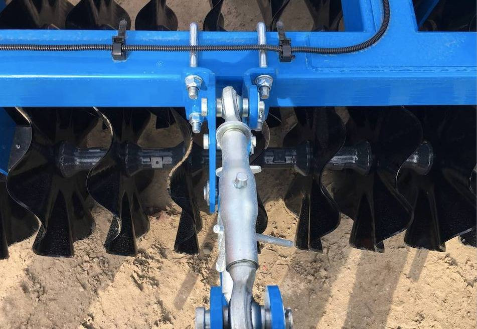 Inter-Tech front disc cultivator 2.5 m with flat bar drag BAP01 - ON STOCK - Дисковая борона: фото 4 Inter-Tech front disc cultivator 2.5 m with flat bar drag BAP01 - ON STOCK - Дисковая борона: фото 4