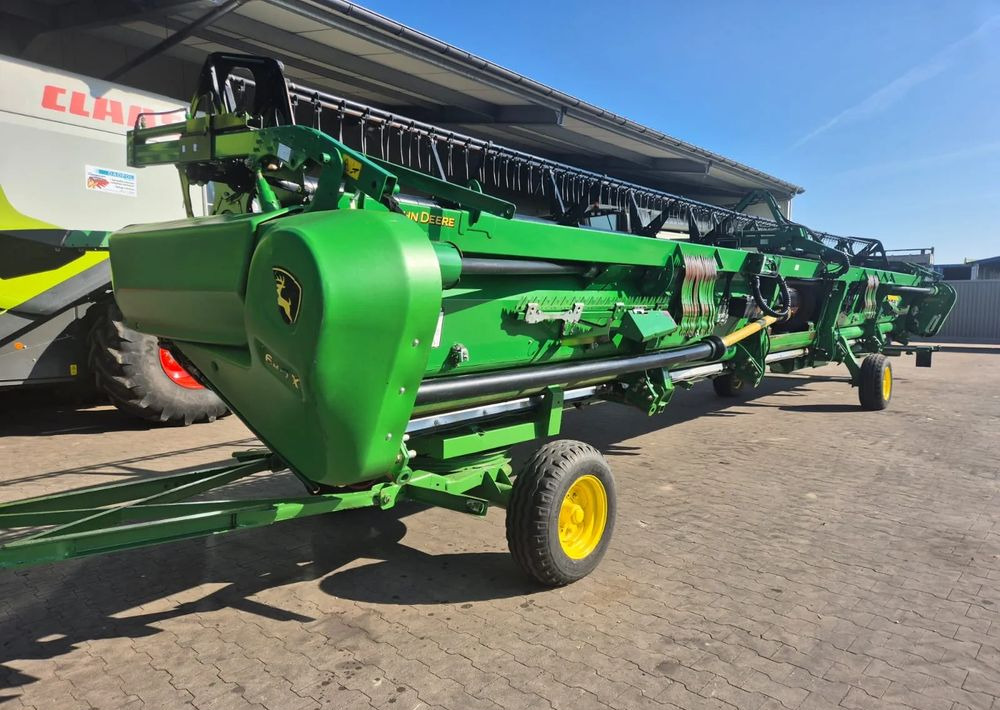 John Deere 640 EX PF635 - Жатка зерновая: фото 1 John Deere 640 EX PF635 - Жатка зерновая: фото 1