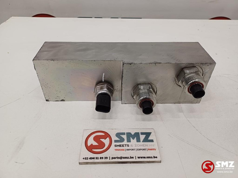 Caterpillar Hydraulic block Caterpillar - Гидравлика для Грузовиков: фото 2 Caterpillar Hydraulic block Caterpillar - Гидравлика для Грузовиков: фото 2