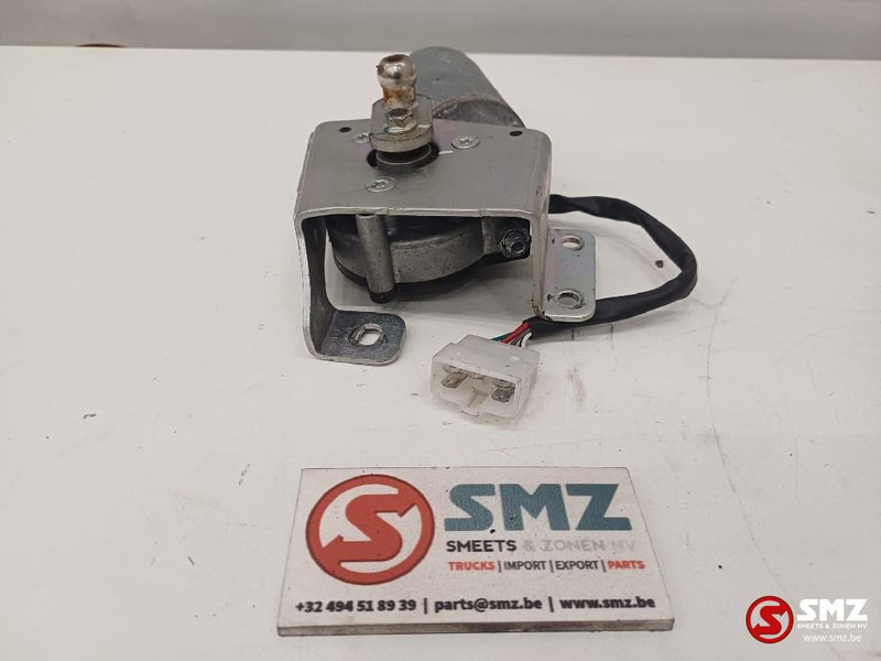 Caterpillar Windshield wiper motor Caterpillar - Щетка стеклоочистителя для Погрузочно-разгрузочной техники: фото 4 Caterpillar Windshield wiper motor Caterpillar - Щетка стеклоочистителя для Погрузочно-разгрузочной техники: фото 4