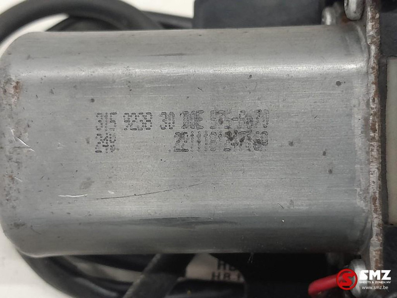 Caterpillar Windshield wiper motor caterpillar - Щетка стеклоочистителя для Погрузочно-разгрузочной техники: фото 4 Caterpillar Windshield wiper motor caterpillar - Щетка стеклоочистителя для Погрузочно-разгрузочной техники: фото 4