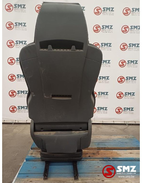 MAN Occ bijrijdersstoel MAN - Кабина и интерьер для Грузовиков: фото 2 MAN Occ bijrijdersstoel MAN - Кабина и интерьер для Грузовиков: фото 2