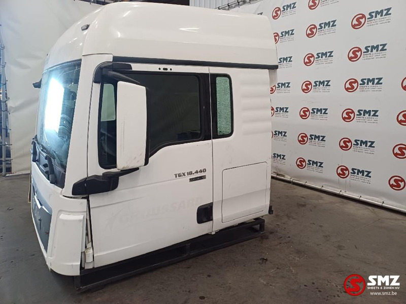 MAN Occ cabine MAN TGX euro 6 - Кабина и интерьер для Грузовиков: фото 4 MAN Occ cabine MAN TGX euro 6 - Кабина и интерьер для Грузовиков: фото 4