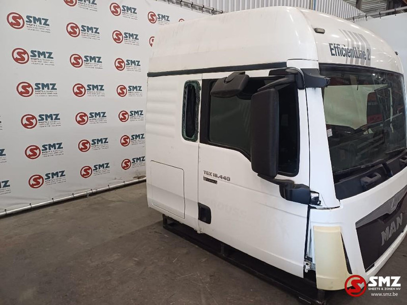 MAN Occ cabine MAN TGX euro 6 - Кабина и интерьер для Грузовиков: фото 3 MAN Occ cabine MAN TGX euro 6 - Кабина и интерьер для Грузовиков: фото 3