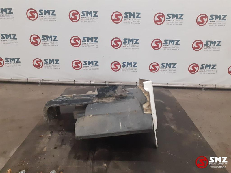 MAN Occ spatbord vooraan links + spatbordhouder MAN - Кузов и экстерьер для Грузовиков: фото 2 MAN Occ spatbord vooraan links + spatbordhouder MAN - Кузов и экстерьер для Грузовиков: фото 2