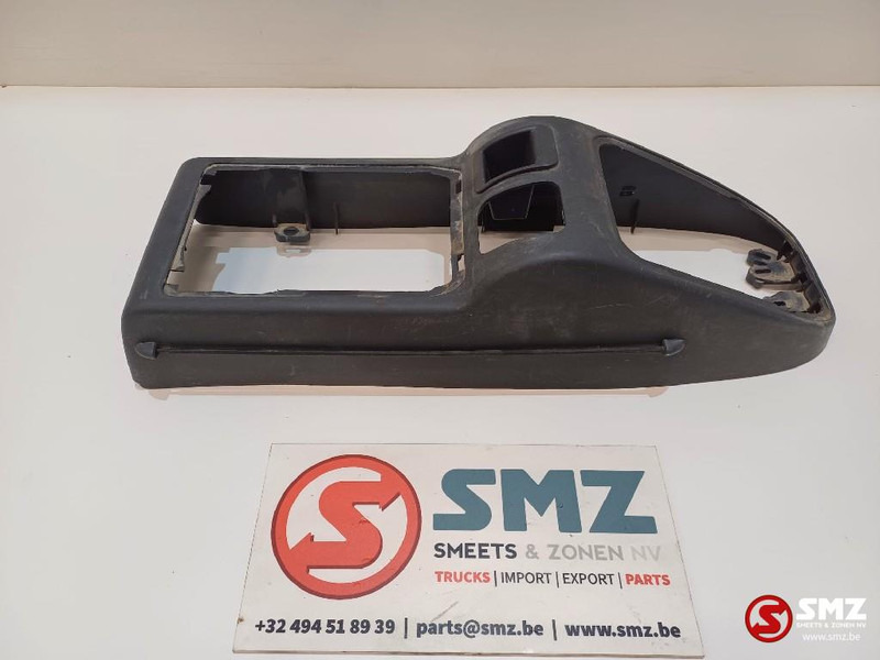 MAN Occ versnellingsbakdeksel MAN - Кабина и интерьер для Грузовиков: фото 2 MAN Occ versnellingsbakdeksel MAN - Кабина и интерьер для Грузовиков: фото 2