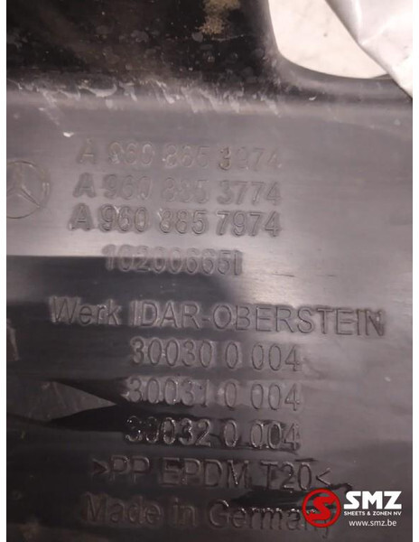 Mercedes-Benz Occ mistlamprooster rechts Mercedes Actros MP4 A96 - Противотуманная фара для Грузовиков: фото 3 Mercedes-Benz Occ mistlamprooster rechts Mercedes Actros MP4 A96 - Противотуманная фара для Грузовиков: фото 3