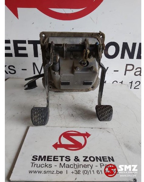 Mercedes-Benz Occ pedaalplaat compleet Actros 1841 - Педаль для Грузовиков: фото 1 Mercedes-Benz Occ pedaalplaat compleet Actros 1841 - Педаль для Грузовиков: фото 1