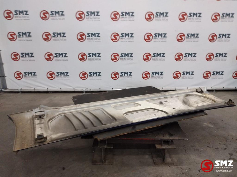 Mercedes-Benz Occ set sideskirts links + rechts Mercedes - Рама/ Шасси для Грузовиков: фото 4 Mercedes-Benz Occ set sideskirts links + rechts Mercedes - Рама/ Шасси для Грузовиков: фото 4