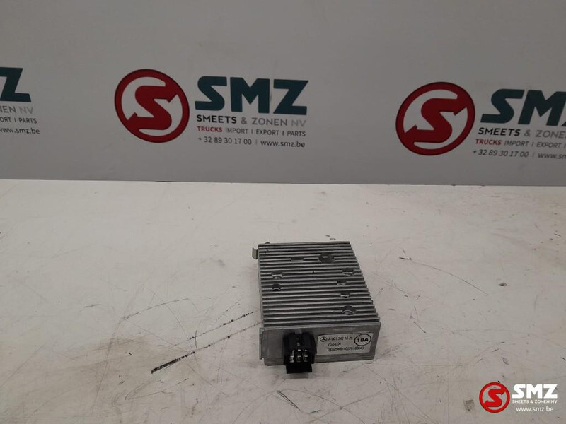 Mercedes-Benz Occ spanningsomvormer Mercedes Actros MP4 A0015421 - Блок управления для Грузовиков: фото 1 Mercedes-Benz Occ spanningsomvormer Mercedes Actros MP4 A0015421 - Блок управления для Грузовиков: фото 1