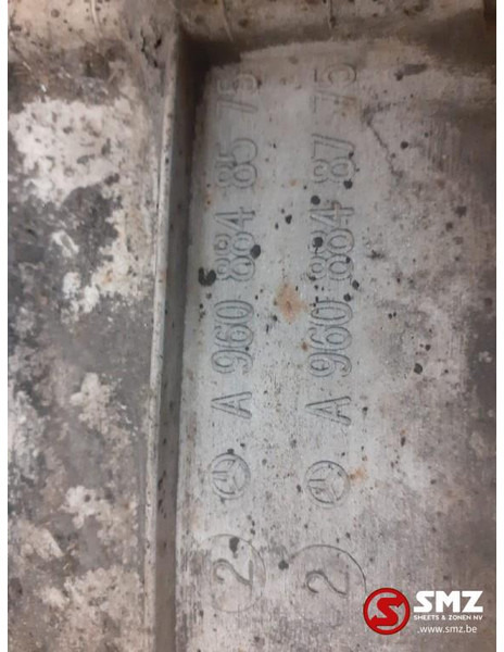 Mercedes-Benz Occ spatbordverlenging links Mercedes Actros MP4 - Кузов и экстерьер для Грузовиков: фото 2 Mercedes-Benz Occ spatbordverlenging links Mercedes Actros MP4 - Кузов и экстерьер для Грузовиков: фото 2