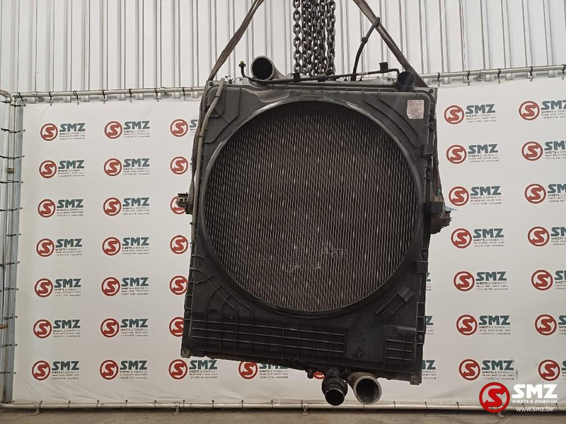 Renault Occ radiator Renault T - Радиатор для Грузовиков: фото 1 Renault Occ radiator Renault T - Радиатор для Грузовиков: фото 1