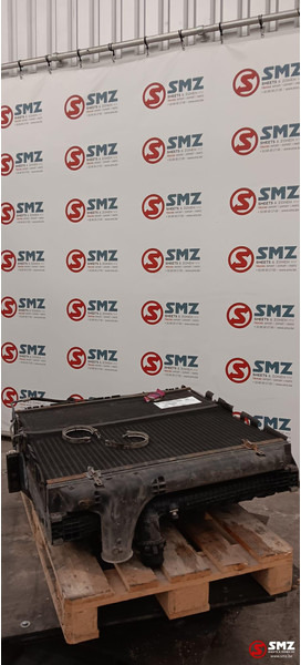 Renault Occ radiator + intercooler Renault - Радиатор для Грузовиков: фото 4 Renault Occ radiator + intercooler Renault - Радиатор для Грузовиков: фото 4