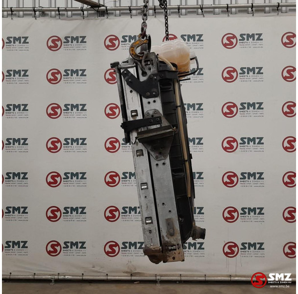 Renault Occ radiator + intercooler + expansievat Renault - Радиатор для Грузовиков: фото 3 Renault Occ radiator + intercooler + expansievat Renault - Радиатор для Грузовиков: фото 3