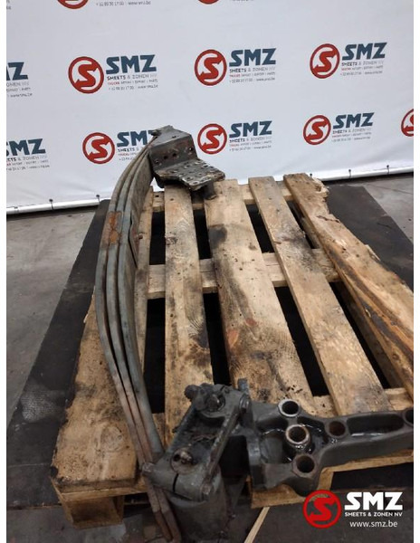 Volvo Occ bladveer vooraan Volvo FM 257868 - Подвеска кабины для Грузовиков: фото 1 Volvo Occ bladveer vooraan Volvo FM 257868 - Подвеска кабины для Грузовиков: фото 1